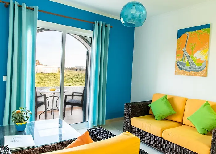 Tonel Turisticos 3*