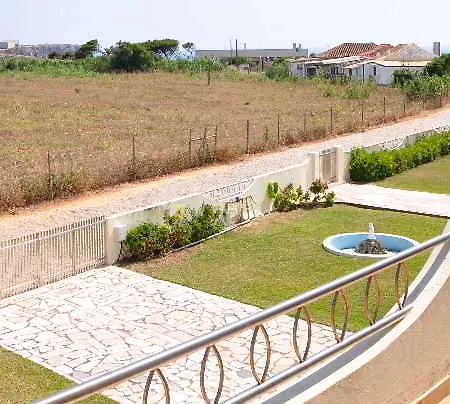 Tonel Turisticos Aparthotel Sagres