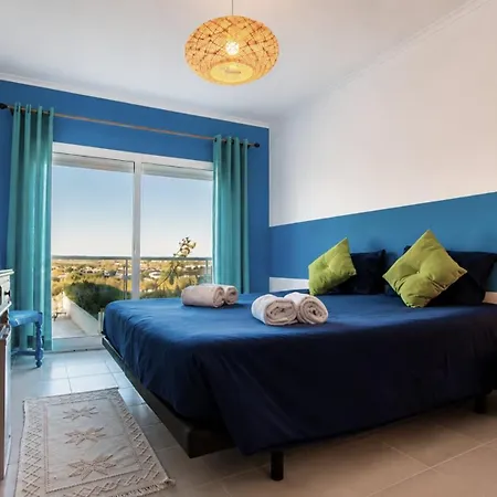 Tonel Turisticos Aparthotel