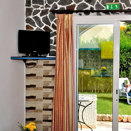 Apart-hotel Tonel 3*